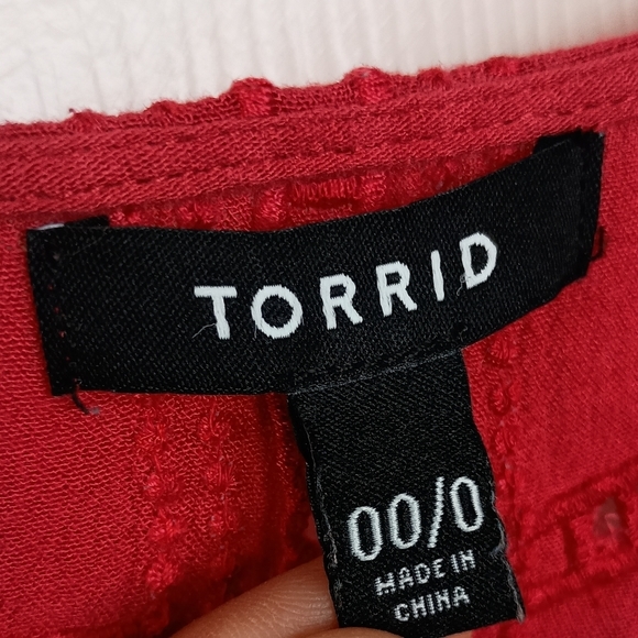 Torrid Red Crinkled Gauze Crochet Inset Longline Kimono Cardigan - Picture 7 of 8